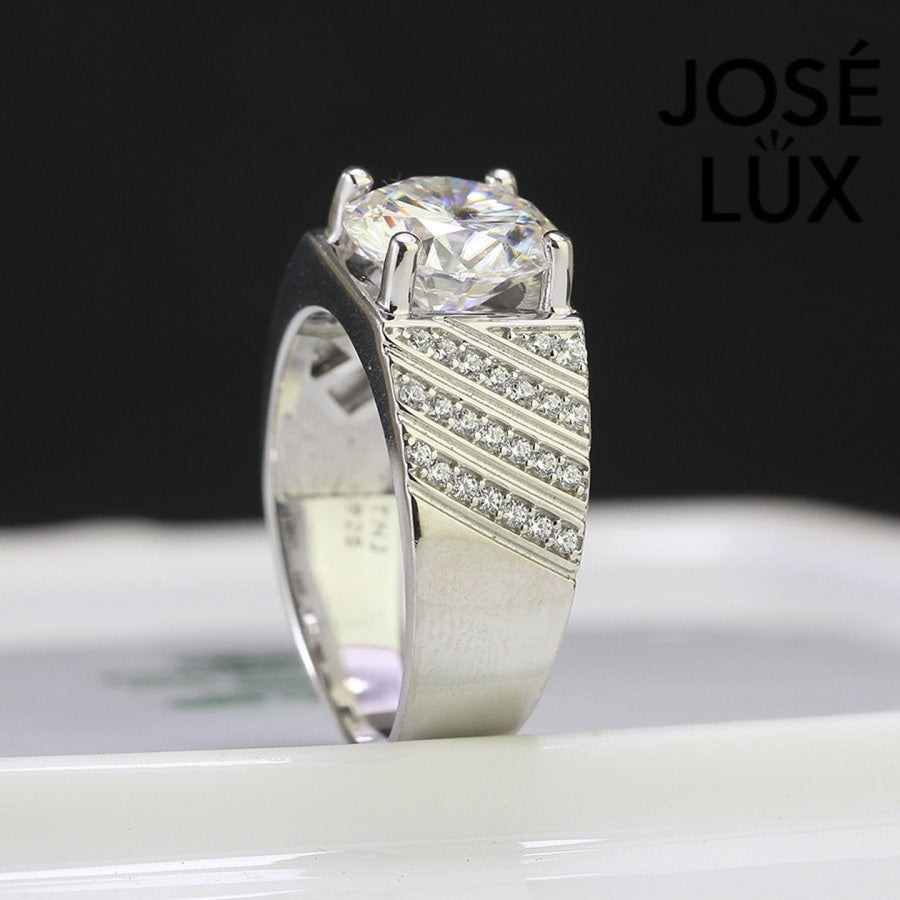 Side view of Men's Sterling Silver Moissanite Ring 4CT with diagonal pavé shoulders, highlighting the intricate stone setting and modern band style.